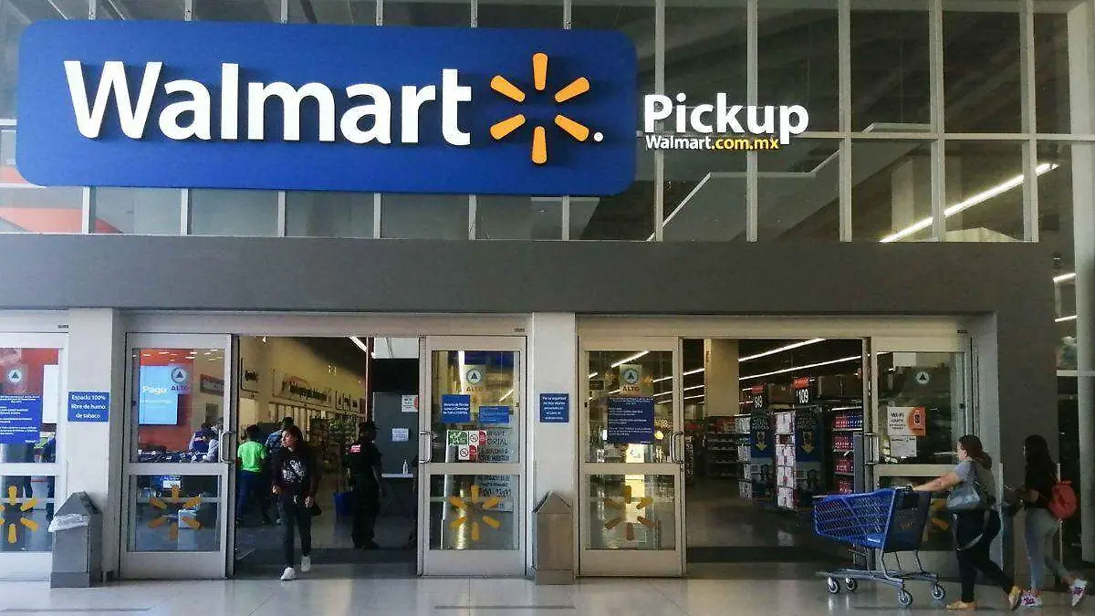 Ingresos de Walmart crecen a doble dígito pese a inflación